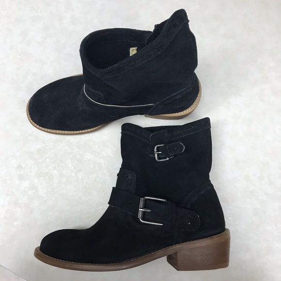 Musse & Cloud Shoes - NWOB Musse & Cloud Black Suede ankle boots